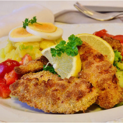 G Crumbed Chicken Breast (kg)